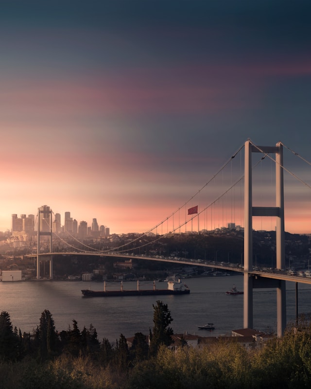 enis-can-ceyhan-Hf2MTsCEWd4-unsplash